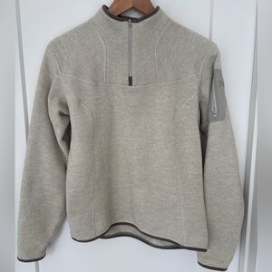 Arc'teryx Women's Pullover Top - Size Medium